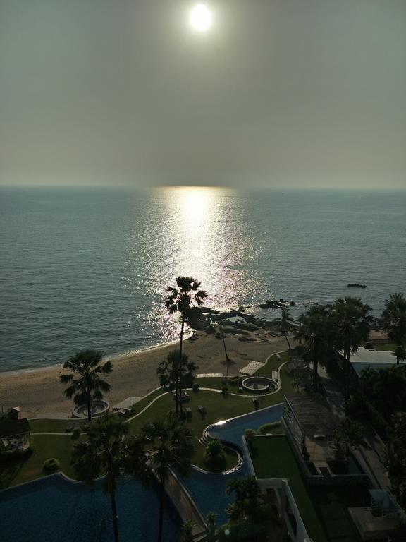 The Palm Wongamat Beach Pattaya Εξωτερικό φωτογραφία